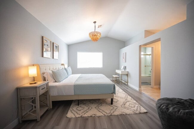 Building Photo - 8322 Montgomery St