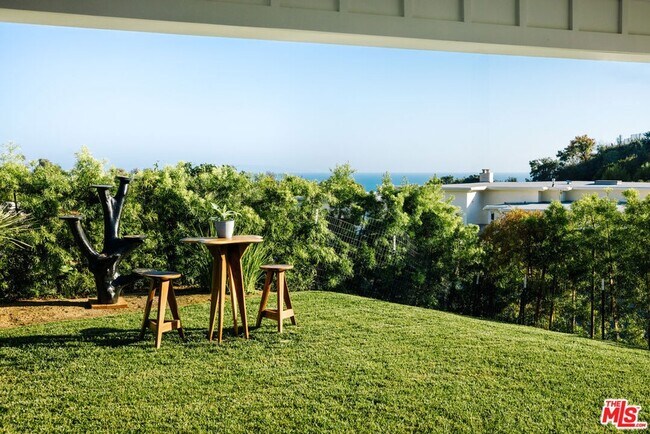 Building Photo - 18013 Sea Reef Dr