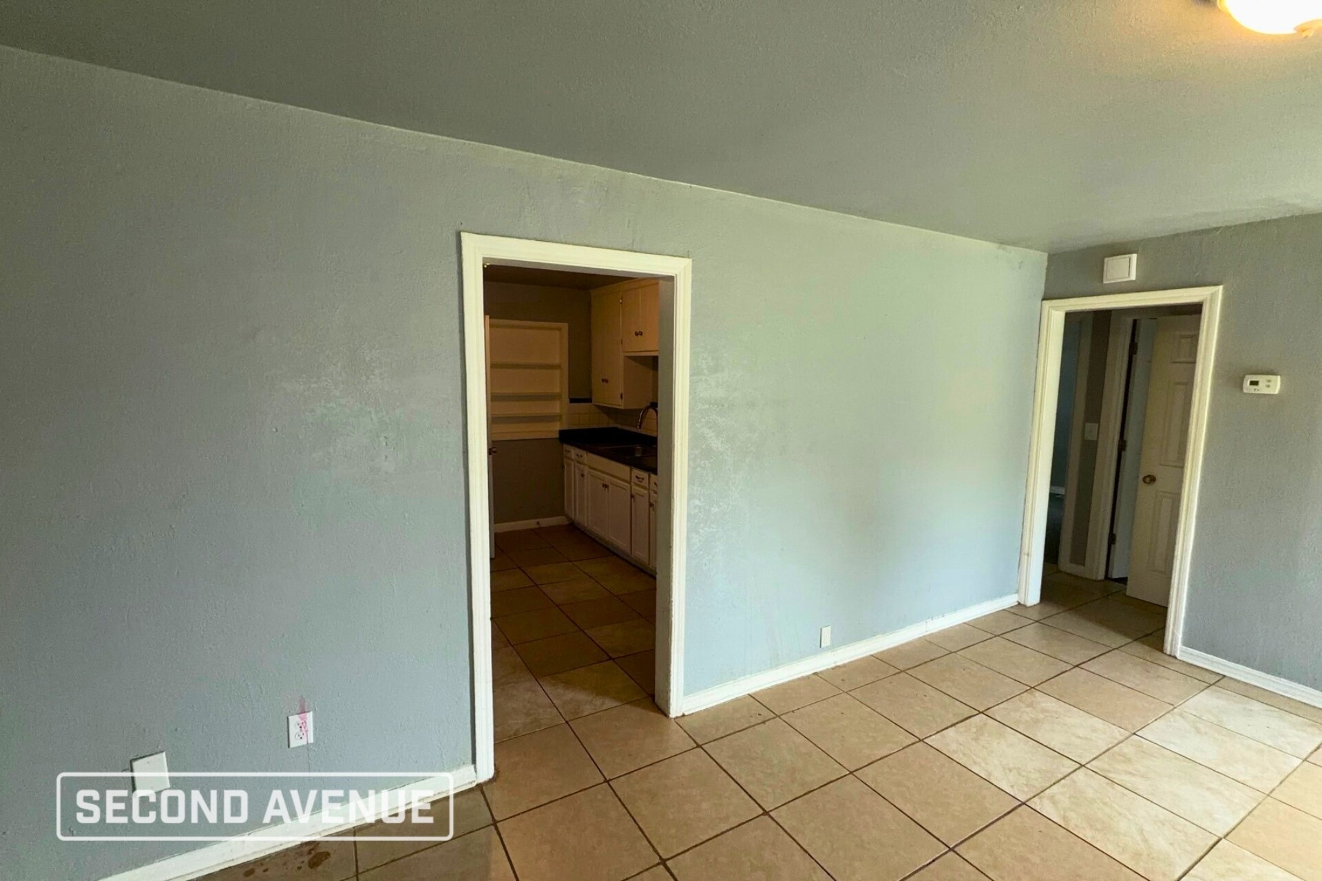 Building Photo - 2212 Miramar Blvd