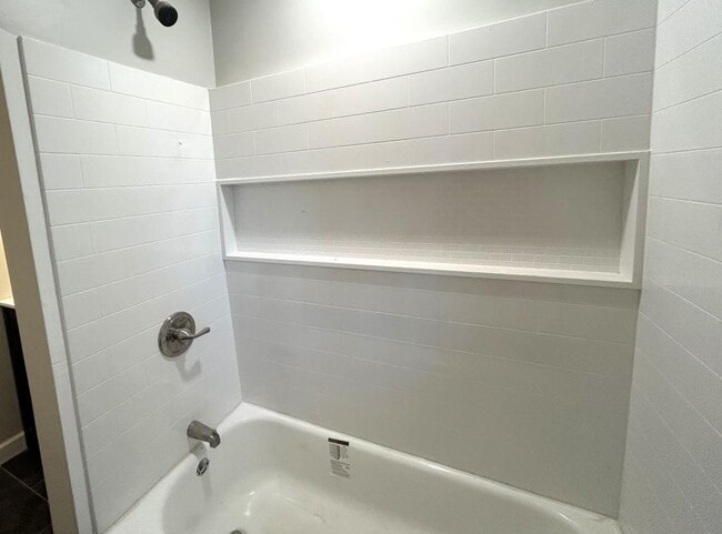 Building Photo - 1267 Arborvista Dr NE