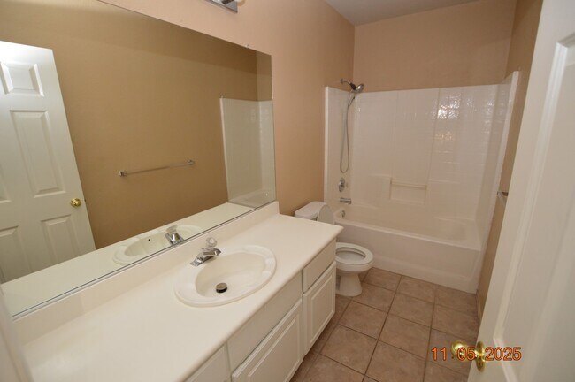 Building Photo - 10014 Hermit Rapids Ave