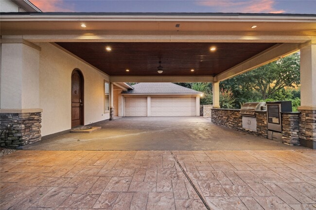 Building Photo - 16218 Barklea Rd