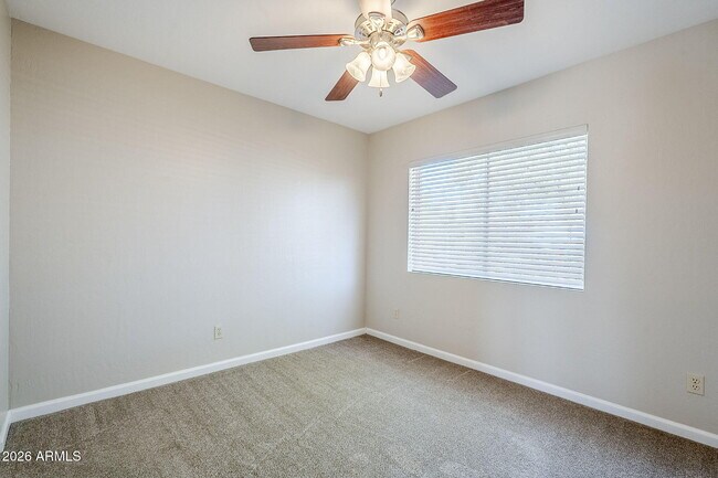 Building Photo - 7707 S Kenwood Ln