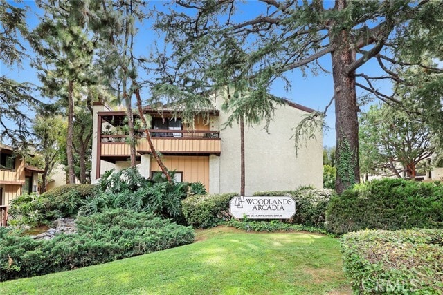 Exterior - 444 W Huntington Dr