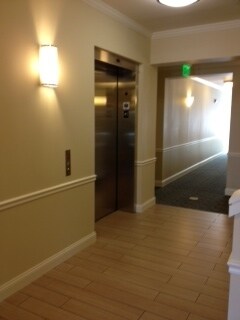 Building Photo - 154 Edgemere Rd
