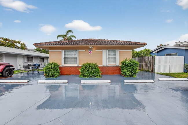 Building Photo - 1932 NE 7th St