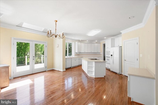 Building Photo - 10243 Brittenford Dr