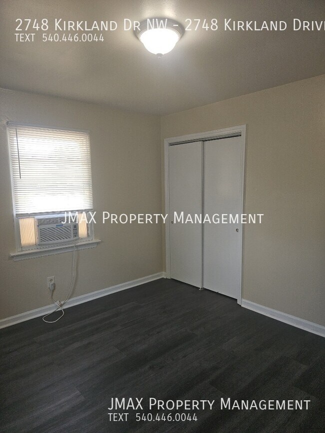 Building Photo - 2748 Kirkland Dr NW