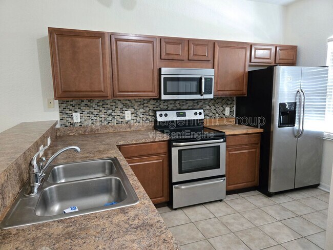 Building Photo - 6101 Lake Marion Golf Resort