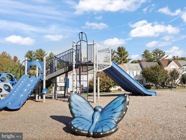 Building Photo - 6502 Coachleigh Way
