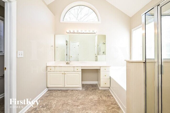 Building Photo - 3512 Tiffany Dr SE