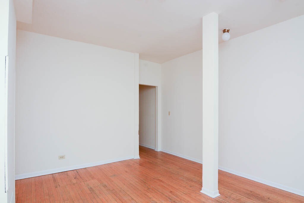 Building Photo - 2319 N Kedzie Blvd