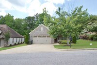 Building Photo - Cotswold S/D! 3Bed/2.5Bath Home with Fence...