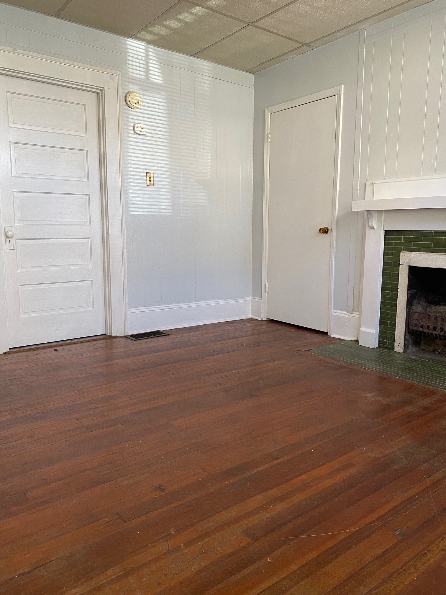 Building Photo - 220 W End Blvd