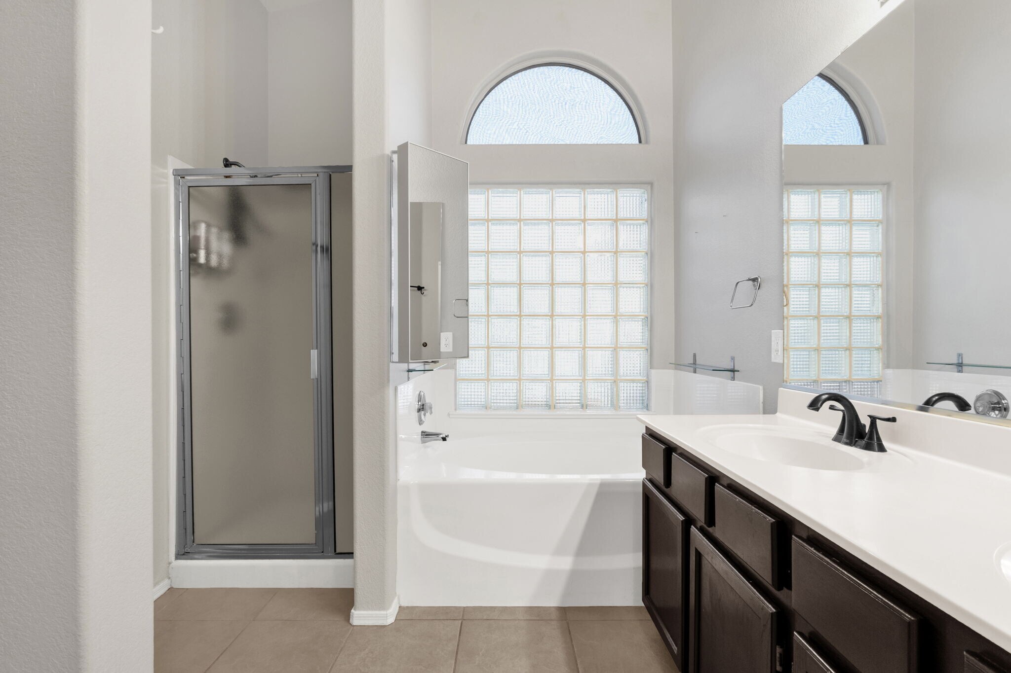 Building Photo - 17424 N 2nd Ave