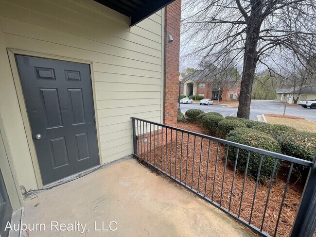 Building Photo - 1 br, 1 bath House - Condos at Mill Creek ...