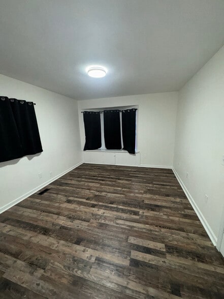 Building Photo - 28141 E Broadway St