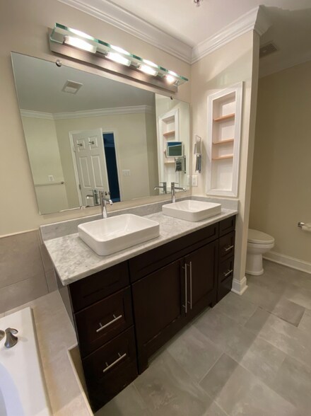 Building Photo - 3102 Gallop Way