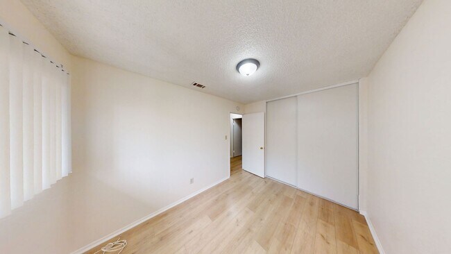 Building Photo - 1115 Tribune St