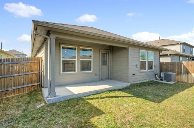 Building Photo - 270 Dorchester Dr