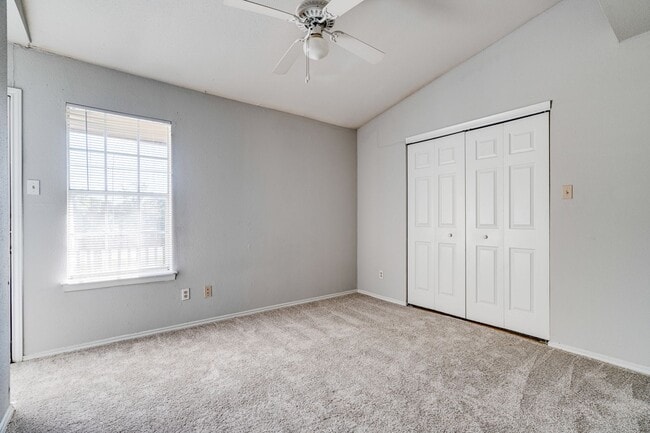 Building Photo - 1830 River Crossing Cir