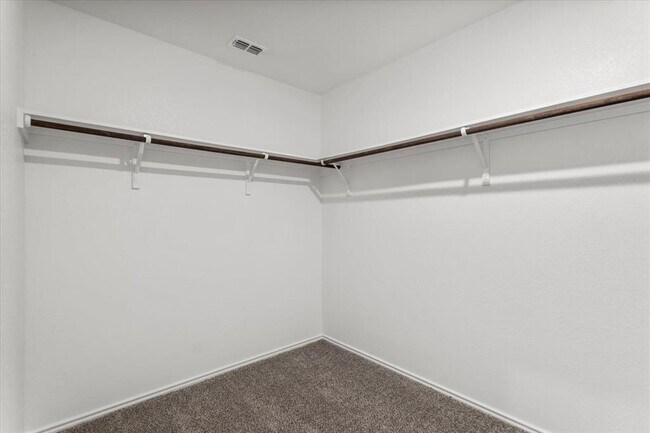 Building Photo - 5004 Sea Salt Dr