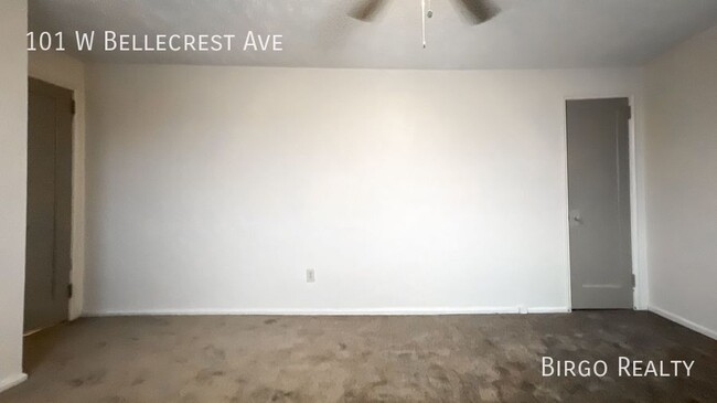 Building Photo - $99 Move In Special and Pay no rent until ...