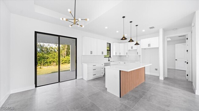 Building Photo - 4127 NW 36th Pl