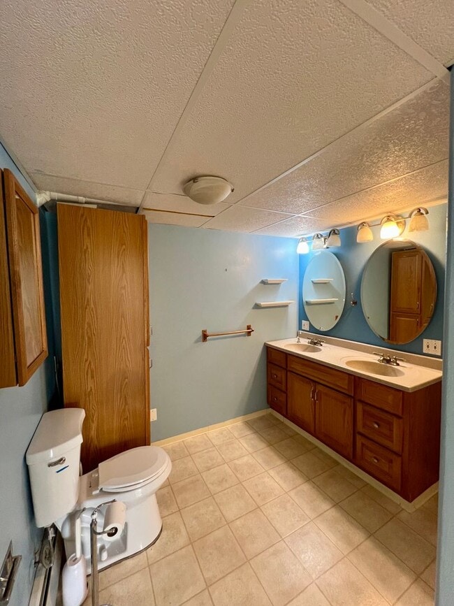 Building Photo - 4-Bedroom Home in Fairbanks | 2-Car Garage, Fenced Yard, RV Parking & Breathtaking Views – Dog Fr...