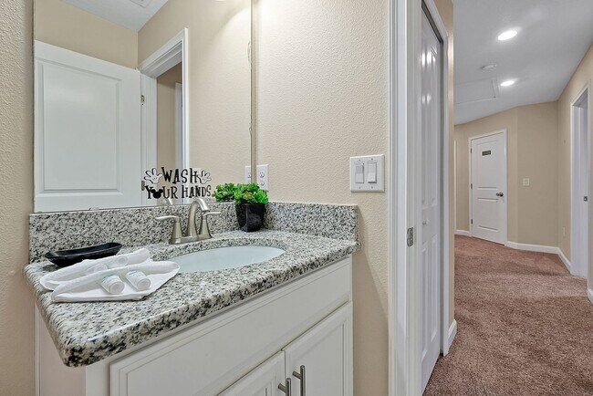 Building Photo - 5424 Solterra Cir