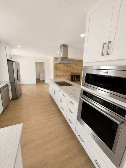 Building Photo - 3127 Chapel Downs Dr