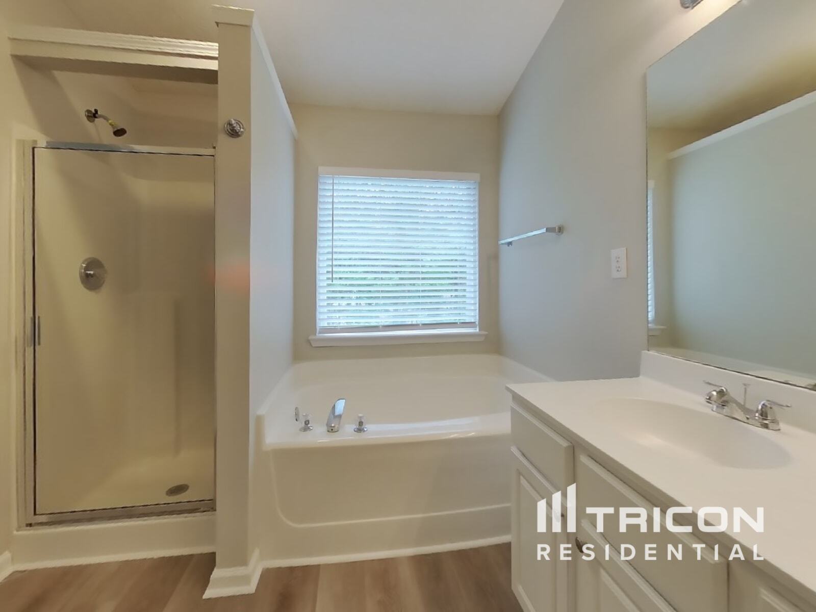 Building Photo - 5534 Somervale Ct