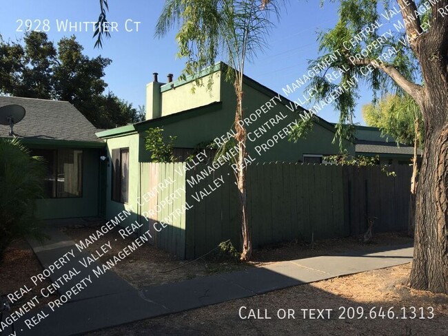 Building Photo - Stockton 2 Bedroom 1 Bath Duplex