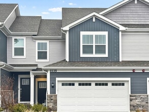 Building Photo - 1135 White Oak Cir