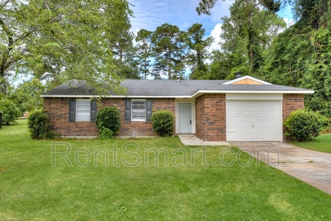 Primary Photo - 4315 Parkwood Dr