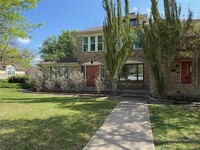 Building Photo - 6226 Richmond Ave