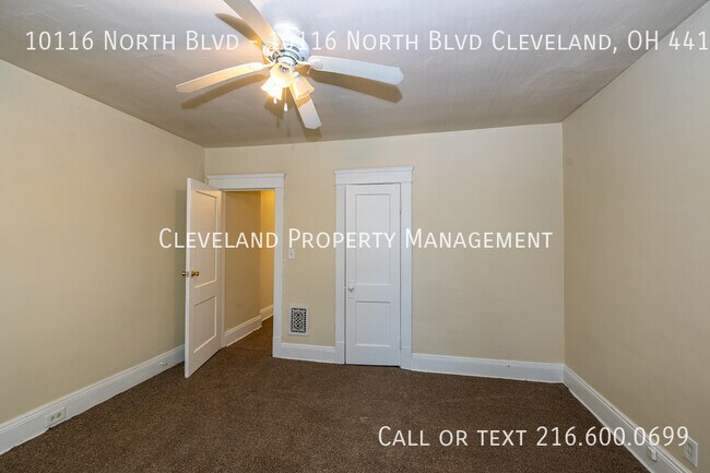 Building Photo - Side-by-side Cleveland Duplex