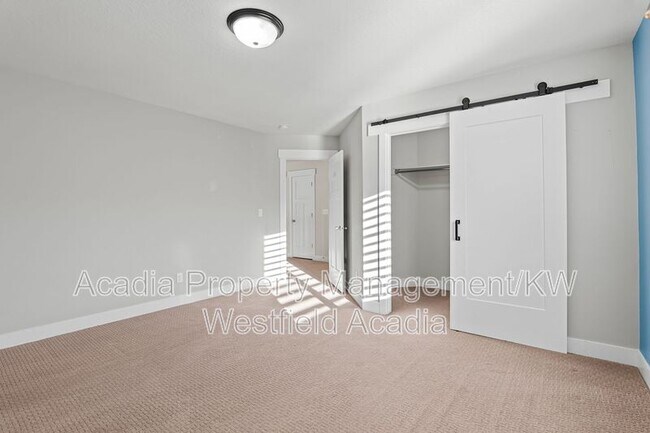 Building Photo - 1457 S Canyon View Dr