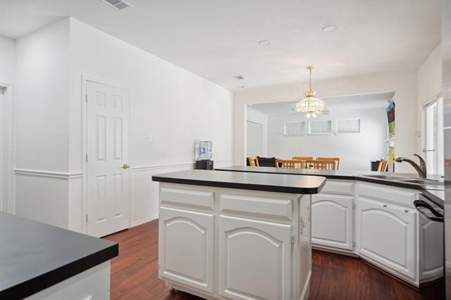 Building Photo - 4120 Kingsferry Dr
