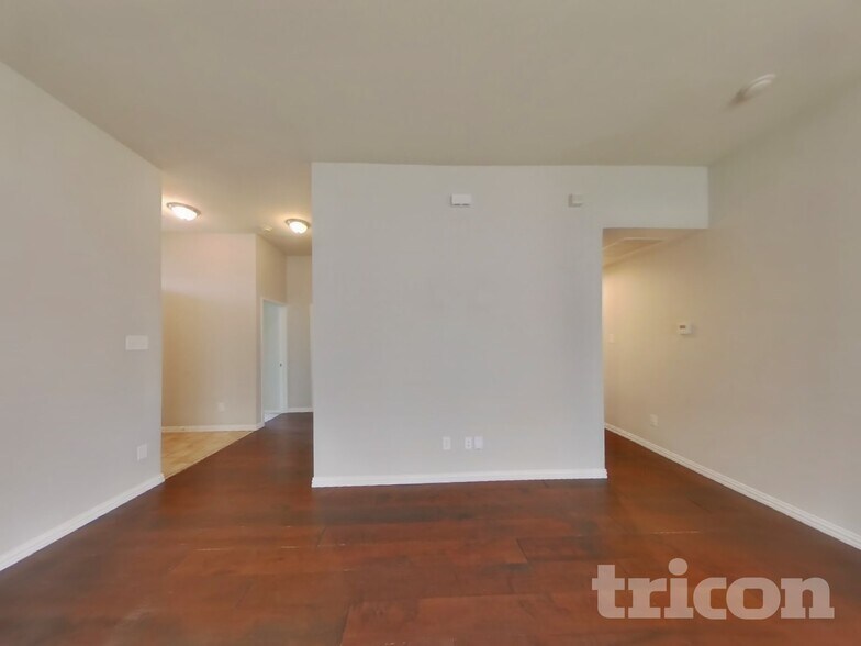 Building Photo - 8621 Sagebrush Trail