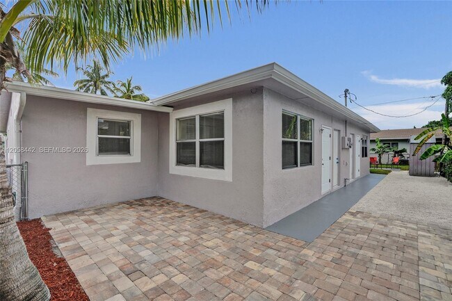 Building Photo - 5900 NW 19th St