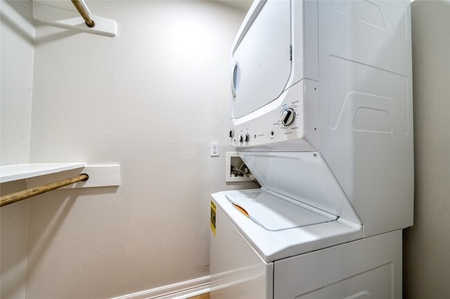 Building Photo - 3224 Timmons Ln