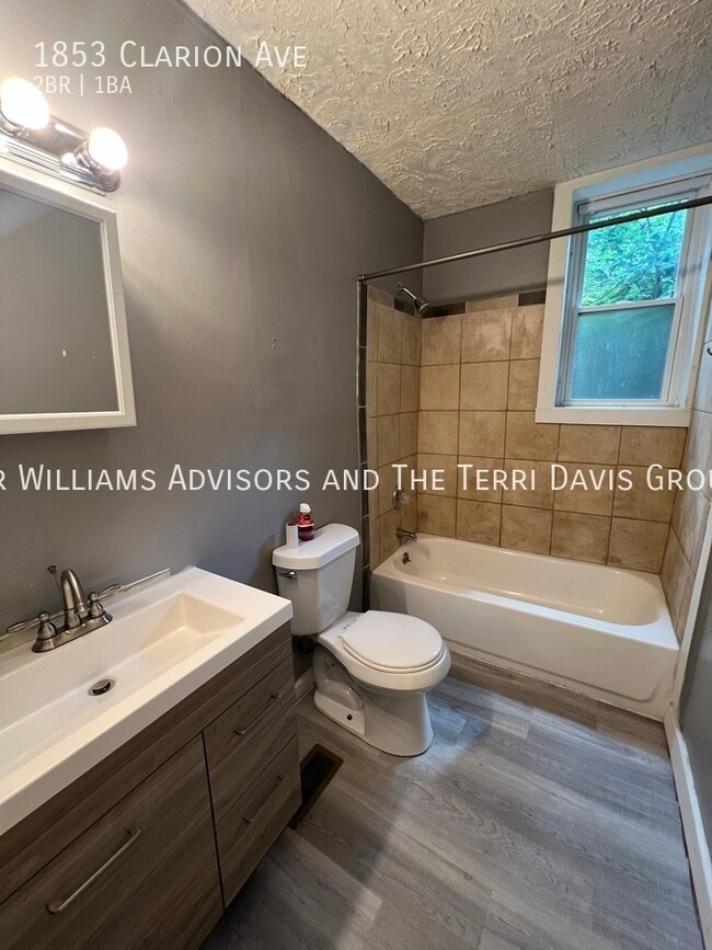 Building Photo - 1853 Clarion Ave