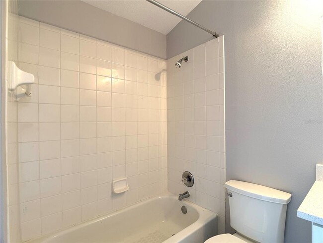 Building Photo - 306 Mango Dr