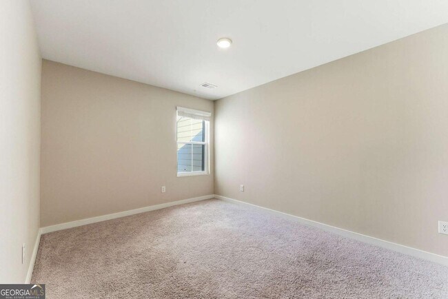 Building Photo - 1905 Westwind St