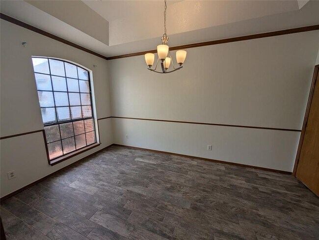 Building Photo - 609 SW 151st St