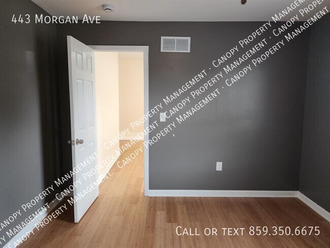Building Photo - 443 Morgan Ave