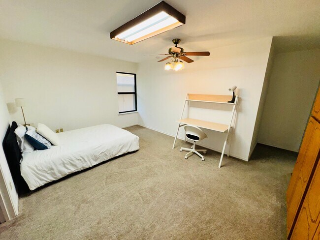 Building Photo - 5618 Sir Gareth Dr