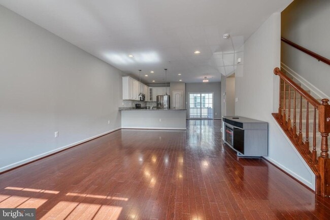 Building Photo - 985 Morgan Run Rd