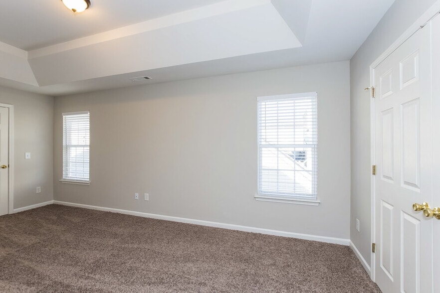 Building Photo - 8732 Hazelcroft Ln